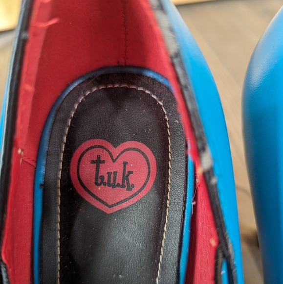 TUK Lightning Bolt Heels - Picture 8 of 9
